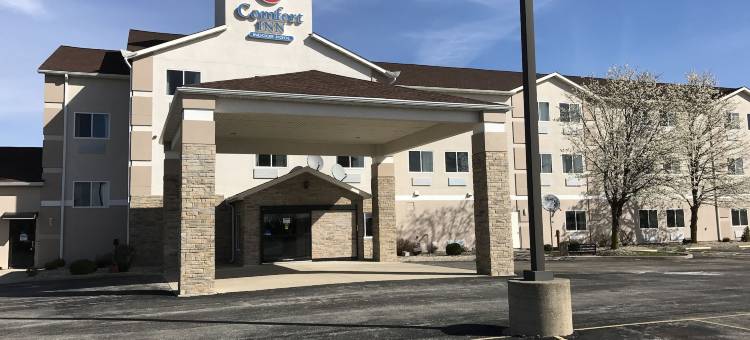 沃伦 I-69 舒适酒店(Comfort Inn Warren I-69)图片