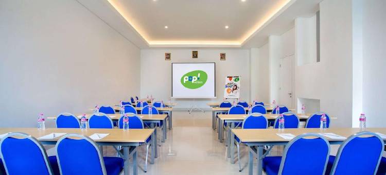 波普酒店-三宝垄佩姆达(Pop! Hotel Pemuda Semarang)图片