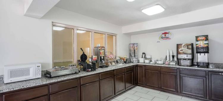 丹德里奇速8酒店(Super 8 by Wyndham Dandridge)图片