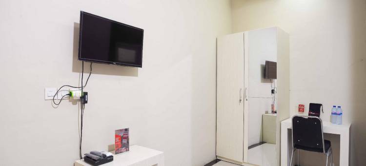 红多兹酒店-近茂物德拉马加IPB(RedDoorz Near Ipb Dramaga Bogor)图片