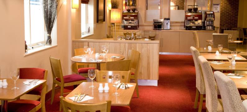 优品迎伦敦希思罗机场M4/J4酒店(Premier Inn London Heathrow Airport (M4/J4) Hotel)图片