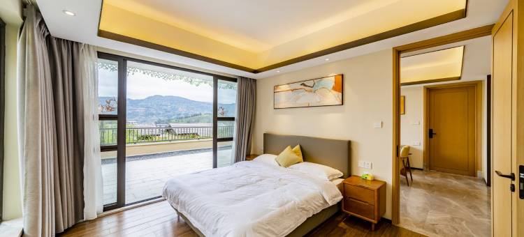 山外山房东度假别墅图片