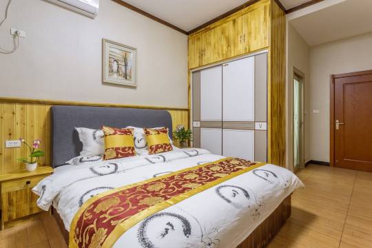 小丫家庭公寓(孟塬路分店)