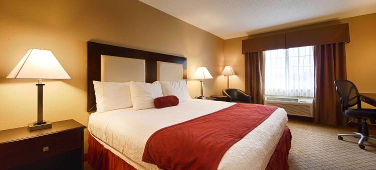 马科姆贝斯特韦斯特优质酒店(Best Western Macomb Inn)图片