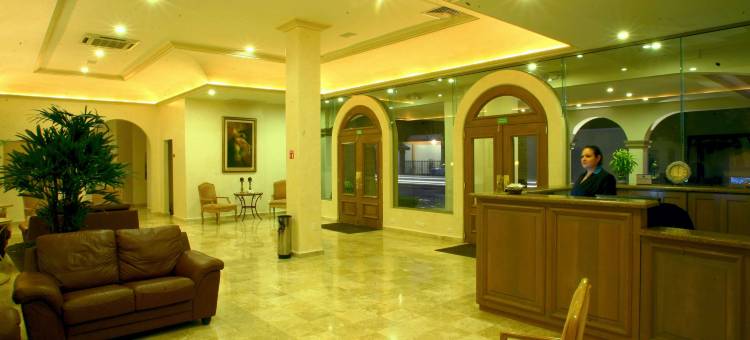 卡德雷塔市中心贝斯特韦斯特酒店(Best Western Centro Cadereyta)图片