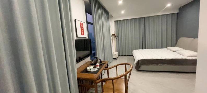 他她安家民宿(世纪大街店)图片