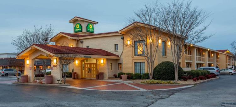 亨茨维尔研究园拉昆塔温德姆酒店(La Quinta Inn by Wyndham Huntsville Research Park)图片