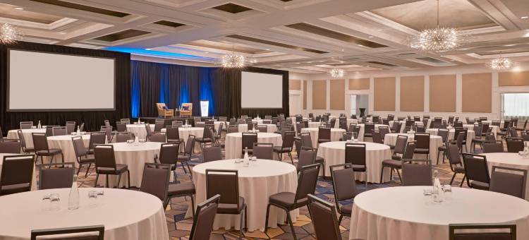 多伦多北公园大道喜来登套房酒店(Sheraton Parkway Toronto North Hotel & Suites)图片