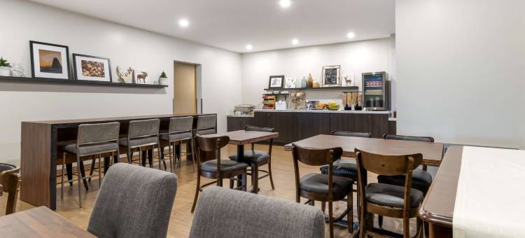 Villa Inn  Suites, SureStay Collection by Best Western图片