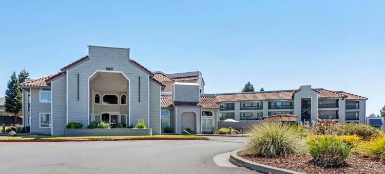 加利福尼亚瓦列霍纳帕谷丽怡酒店(Country Inn & Suites by Radisson, Vallejo Napa Valley, CA)图片