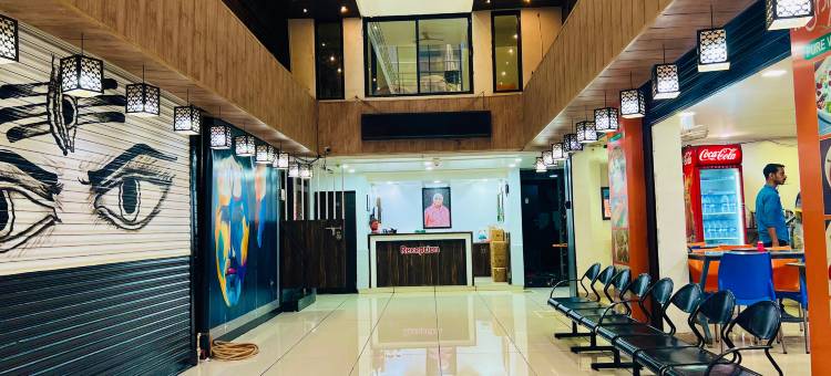 西瓦南迪酒店(Hotel Shivanand)图片