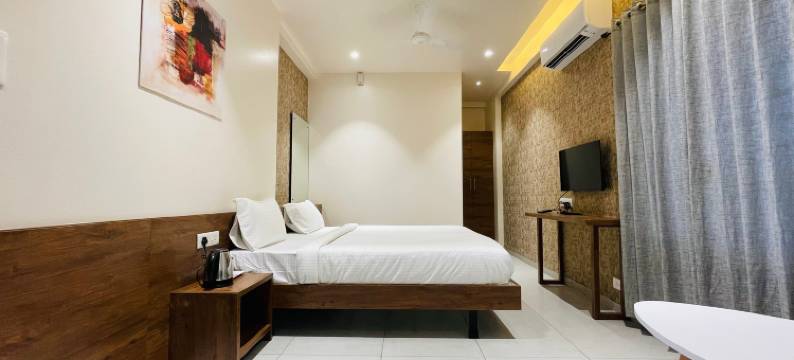 Yogiraj Exclusive Lodge图片