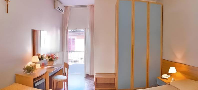 洛雷托酒店(Hotel Loreto)图片