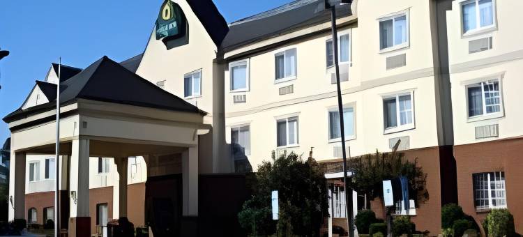 里士满南拉昆塔温德姆酒店(La Quinta Inn by Wyndham Richmond South)图片