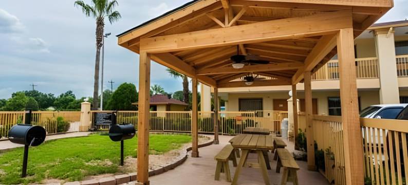 市中心霍比套房酒店(Downtowner Inn and Suites - Houston)图片