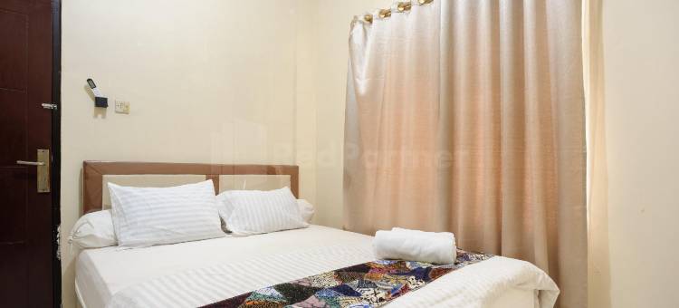 SRB酒店-近Ciputra Cibubur商场-米特拉红门酒店(Srb Near Mall Ciputra CIbubur Mitra RedDoorz)图片