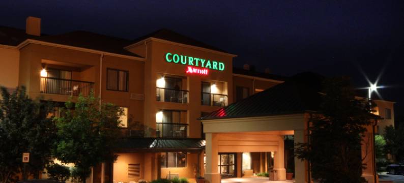 弗林特大布兰克万怡酒店(Courtyard Flint Grand Blanc)图片