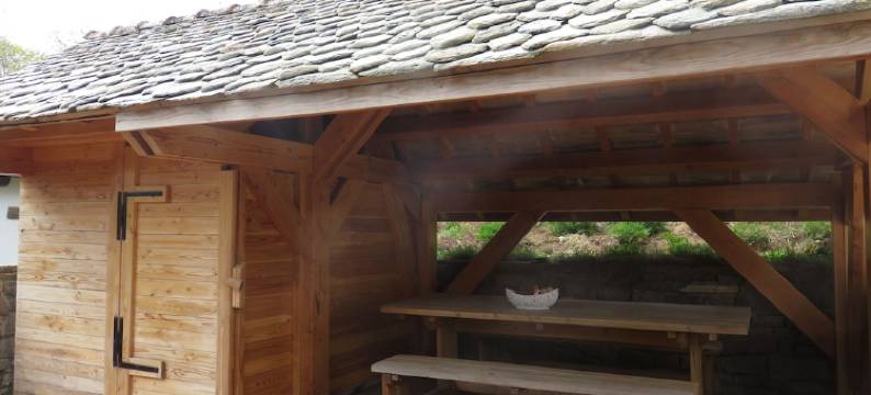 Traditional Chalet 2mn from Super Lioran, Ideal for Your Mountain Vacations图片