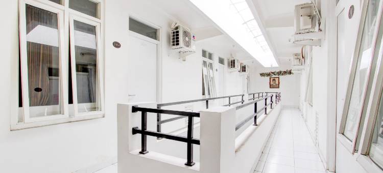 日惹安巴鲁莫广场附近的 O 酒店(原 Wisma Arya 2)(Hotel O near Plaza Ambarrukmo Yogyakarta formerly Wisma Arya 2)图片