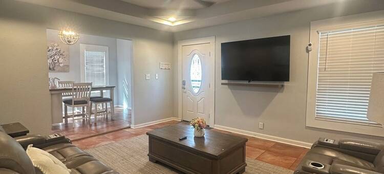 Short term lease/Fully Furnished Home with utilities.图片