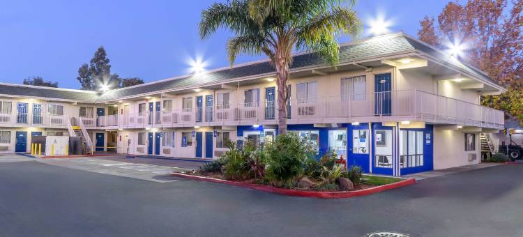 Motel 6 Hayward, CA- Silicon Valley Gateway图片