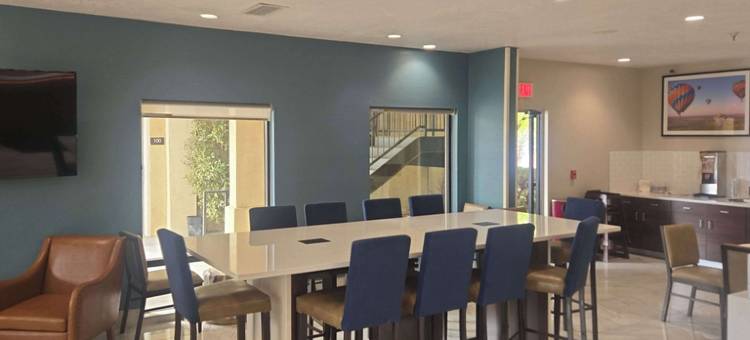 品质酒店及套房阿尔伯克基南谷区(Quality Inn & Suites)图片