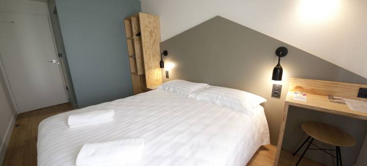 埃森蒂尔阿凡尔纳布里特酒店 - 莱蒙费朗南部(Brit Hotel Essentiel Arverne - Clermont-Ferrand Sud)图片