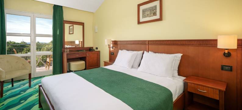 维拉塔克尔克酒店(HOTEL VRATA KRKE)图片