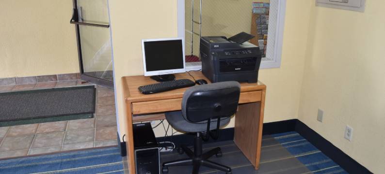 格兰德艾兰戴斯酒店(Days Inn by Wyndham Grand Island)图片