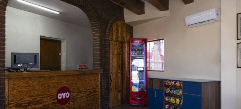 OYO赤湾酒店，奇瓦瓦球场(OYO Hotel Real Del Sur, Estadio Chihuahua)图片