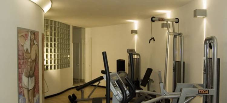 论坛酒店(Hotel Forum)图片