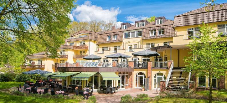 因瑟尔斯库尔豪斯酒店(Kurhaus am Inselsee)图片