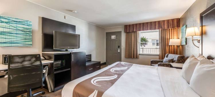 波基普西品质酒店(Quality Inn Poughkeepsie)图片