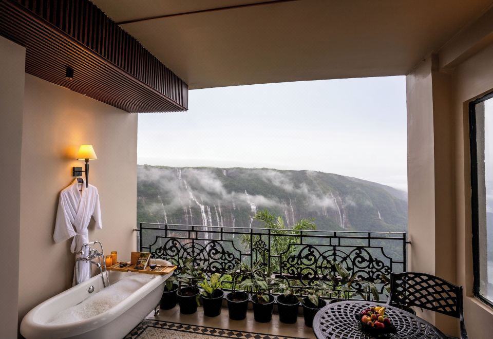 Polo Cherrapunjee ResortHotel Overview