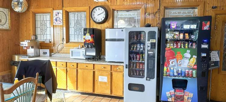 超级 OYO 米利奇维尔套房酒店(Super Inn & Suites by OYO Milledgeville)图片