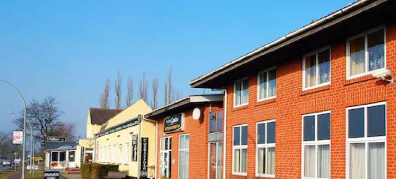 罗斯托克托尔卡溪利诺酒店(Hotel Ziegenkrug Rostocker Tor)图片