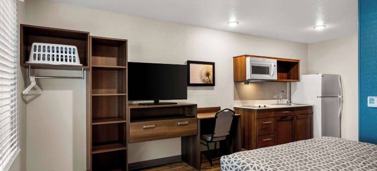 伍德斯普林斯套房波特圣卢西(WoodSpring Suites Port St. Lucie)图片