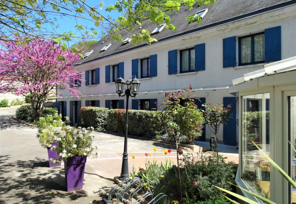 Castel Fleuri Hotel Overview