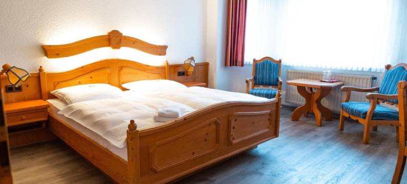 罗尔斯盖斯特豪弗酒店(Röhrs Gasthof)图片