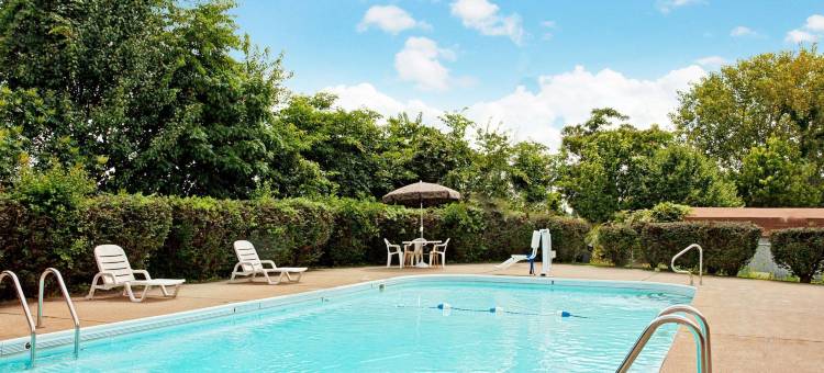 克拉克斯维尔温德姆戴斯酒店(Days Inn by Wyndham Clarksville TN)图片