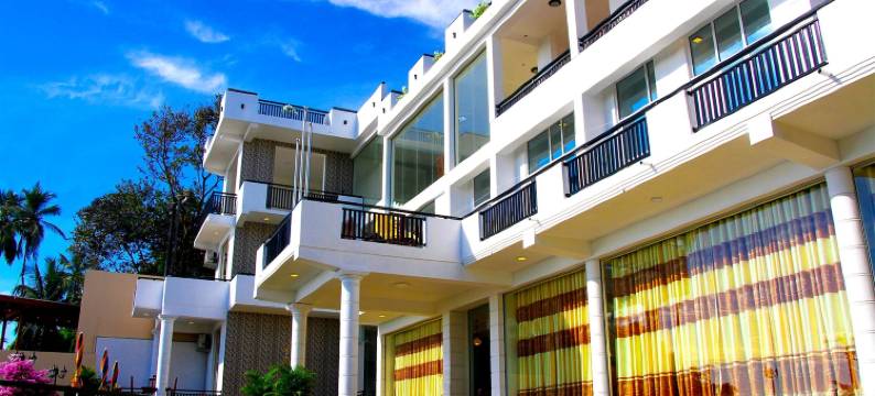 皇后海滩酒店(Queens Beach Hotel)图片