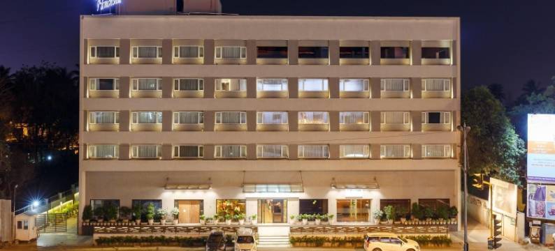 拉米潘希希尔酒店(Ramee Panchshil)图片