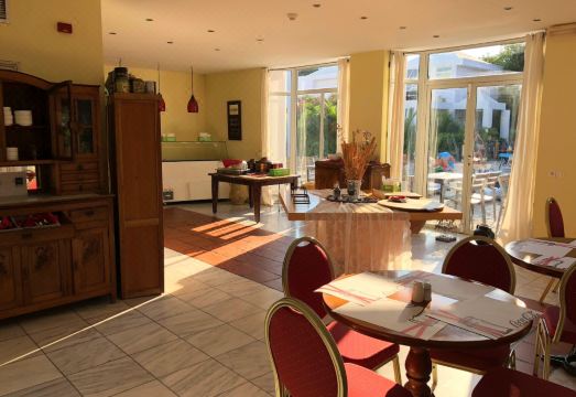 The Loriet Hotel Overview