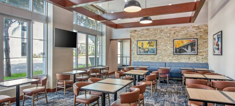 里布市区凯悦嘉轩酒店(Hyatt Place Riverside Downtown)图片