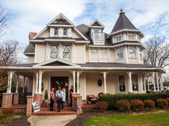 维多利亚家庭旅馆