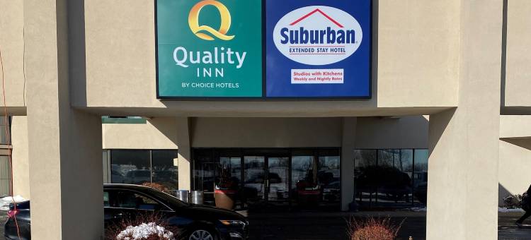 I-80 格兰德艾兰郊区开放式客房(Suburban Studios I-80 Grand Island)图片