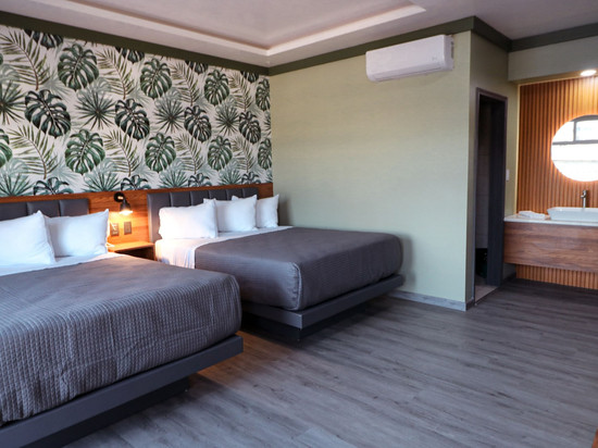 拉昆塔波尼塔酒店