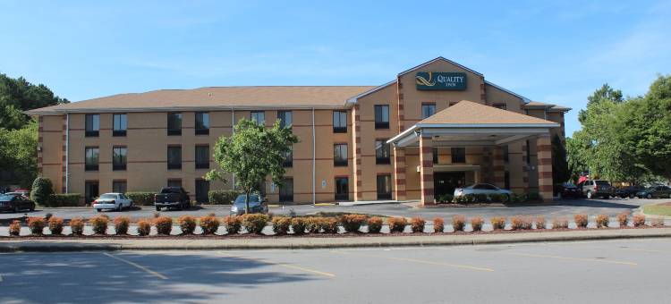 罗利市中心凯艺酒店(Quality Inn Raleigh Downtown)图片