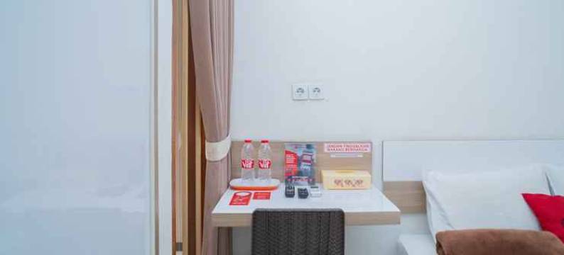 红多兹伊斯兰酒店-近玛琅MX特兰斯玛特(RedDoorz Syariah Near Transmart MX Malang)图片