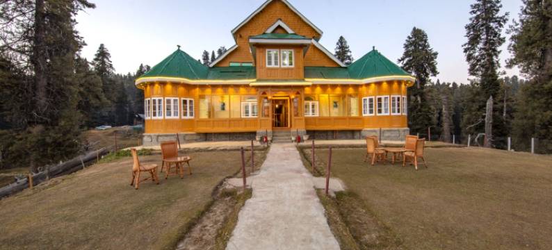 古尔马尔滑雪山度假村(Gulmarg Ski Hill Resort)图片